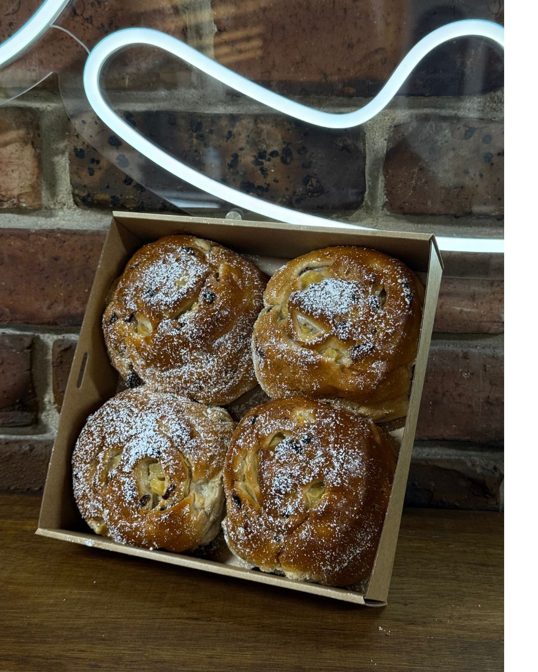 A 4 pack of Crafers Bakehouse Apple Scrolls