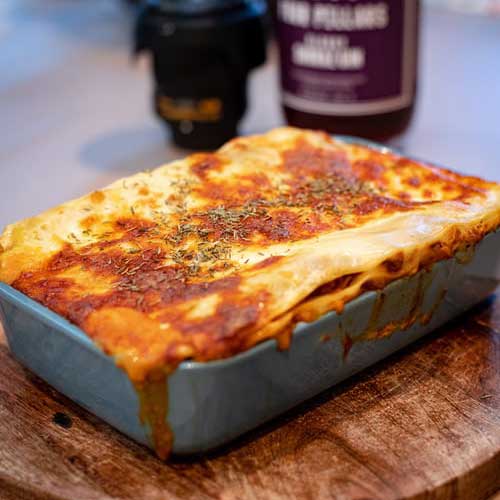 A 1kg serve of din-a-dun Beef Lasagne